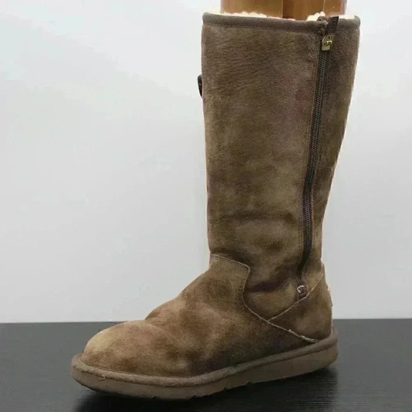 UGG Australia SN 1895 Women’s Brown Suede Boots - Picture 4 of 10